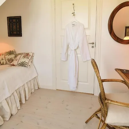 Seven-bedroom In Orbak 度假居 *