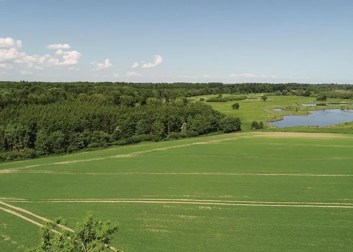 Seven-bedroom In Orbak Hébergement de vacances *